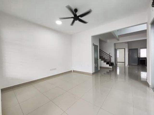 Terraced House for rent in Bandar Johor Bahru, Johor