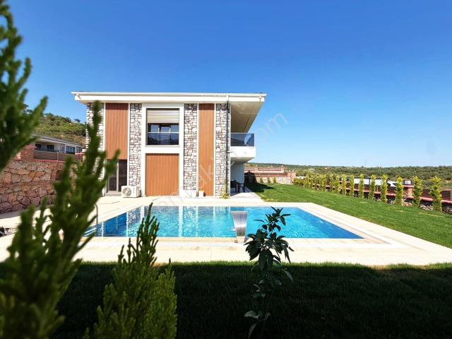 Edremit, Balikesir içerisinde satılık Villa