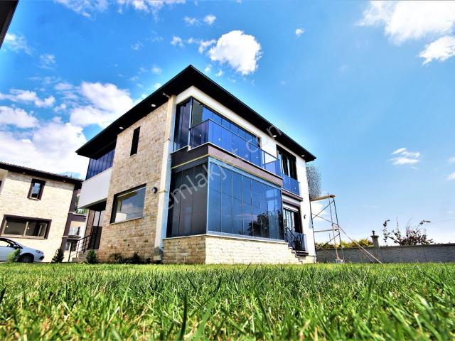 Edremit, Balikesir içerisinde satılık Villa