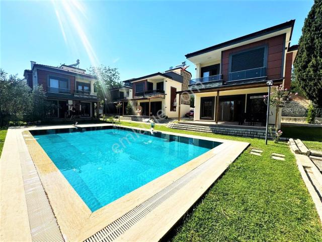 Edremit, Balikesir içerisinde satılık Villa