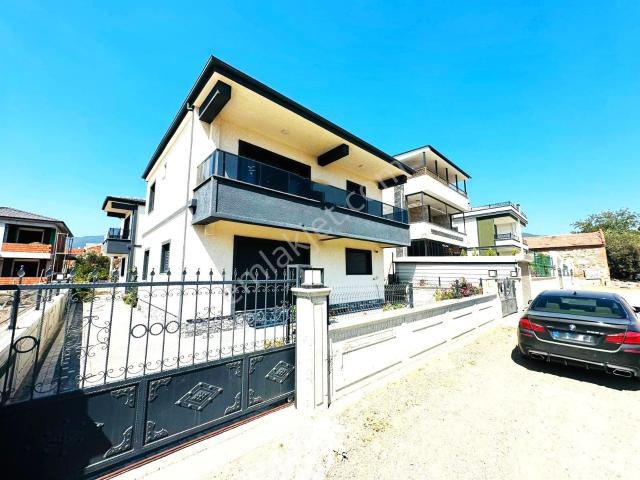 Edremit, Balikesir içerisinde satılık Villa
