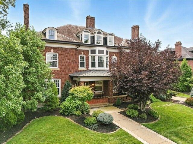 House for sale in Pittsburg, Pennsylvania