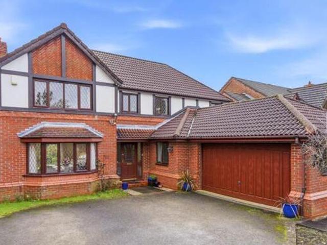 House for sale in Knutsford