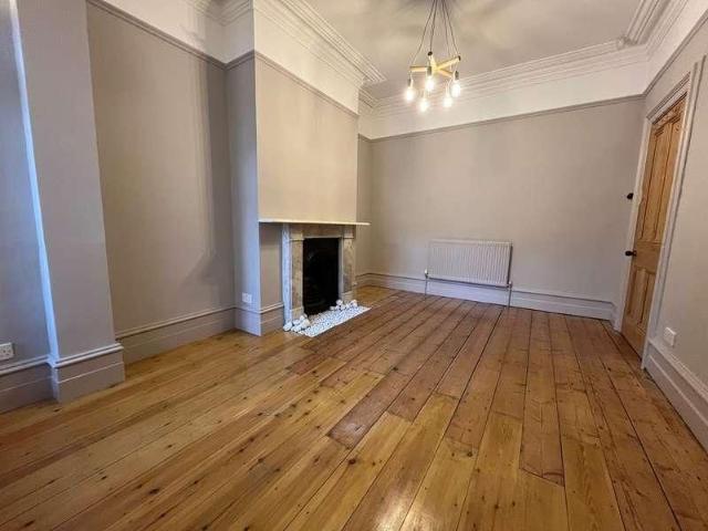 House for rent in Bede Island, Old Wharf