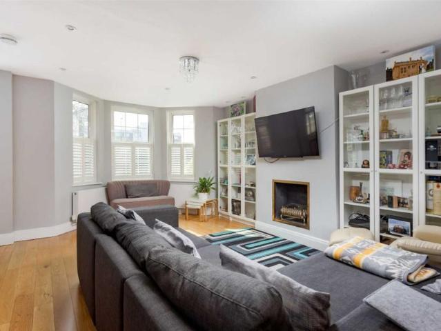 Apartment for rent in Muswell Hill, Isle Of Man