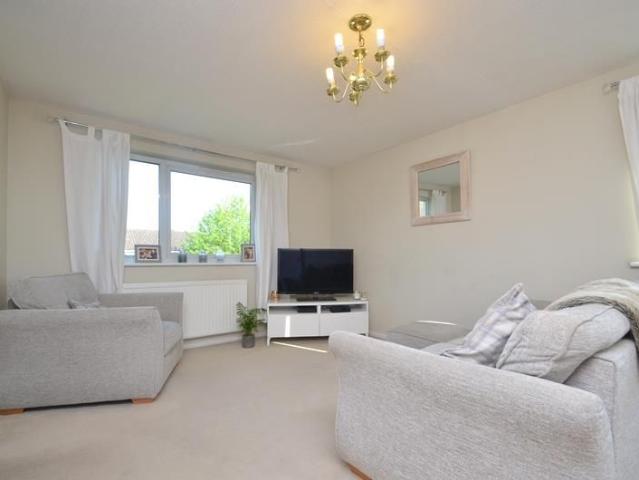 Apartment for rent in Ickenham, Greater London