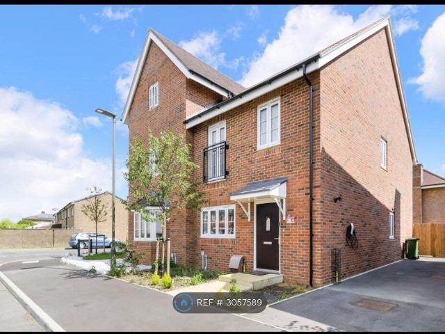House for rent in Tadworth, Reigate and Banstead