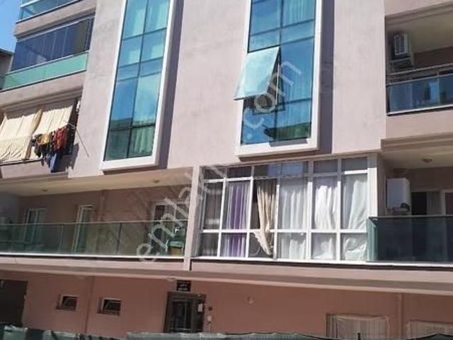 Bayrakli, İzmir içerisinde satılık mülk