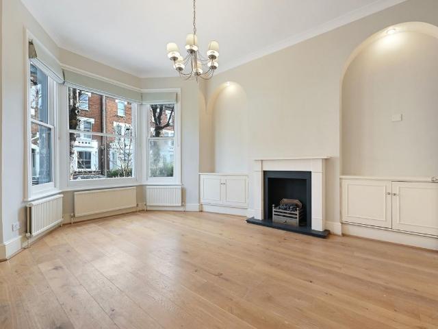 House for rent in Brook Green, Greater London