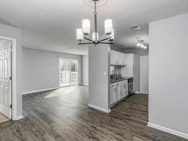 Apartment for rent in Mecklenburg, North Carolina
