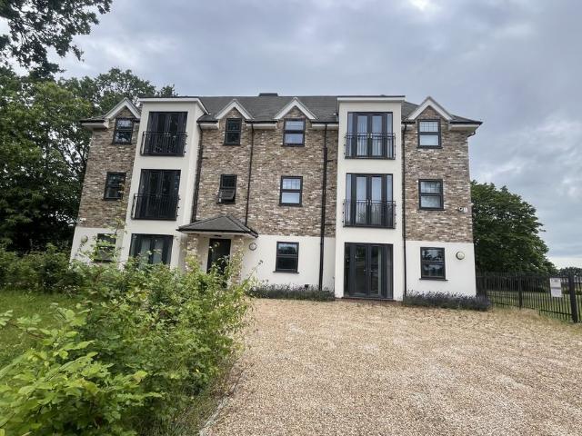 Apartment for rent in Hanworth, Bracknell