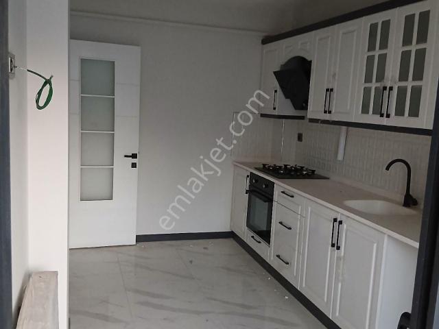Akhisar, Manisa içerisinde satılık mülk
