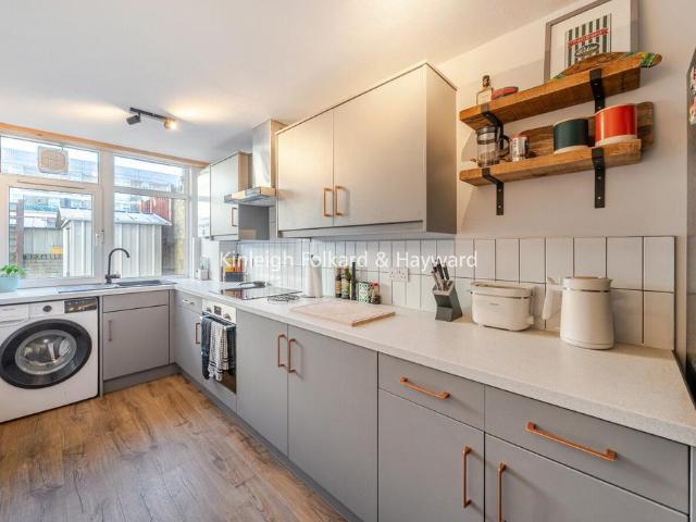 Apartment for rent in Brixton, Greater London
