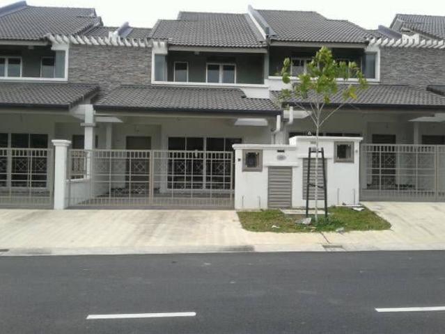 Terraced House for rent in Petaling, Alam Impian