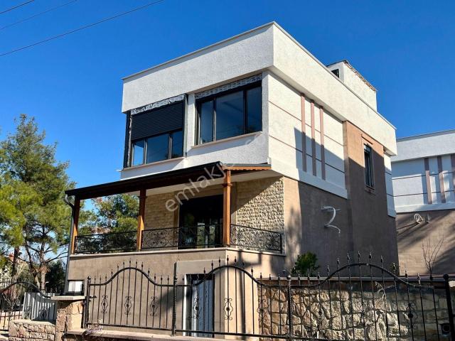 Ayvalik, Balikesir içerisinde satılık Villa