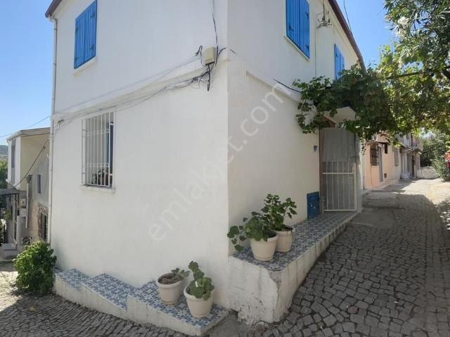 Ayvalik, Balikesir içerisinde satılık Villa