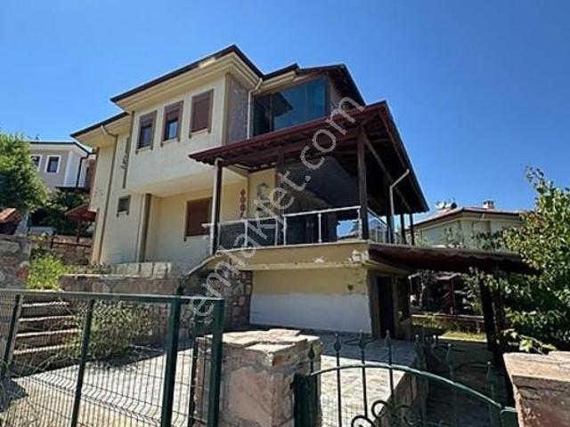 Ayvalik, Balikesir içerisinde satılık Villa