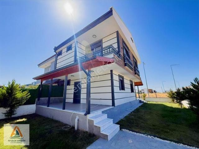 Ayvalik, Balikesir içerisinde satılık Villa