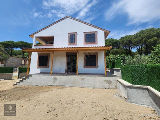 Ayvalik, Balikesir içerisinde satılık Villa