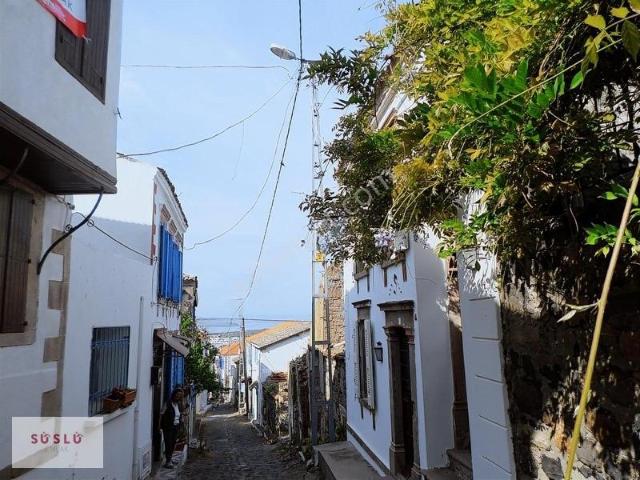 Mithatpaşa Mahallesi, Ayvalık içerisinde satılık Villa