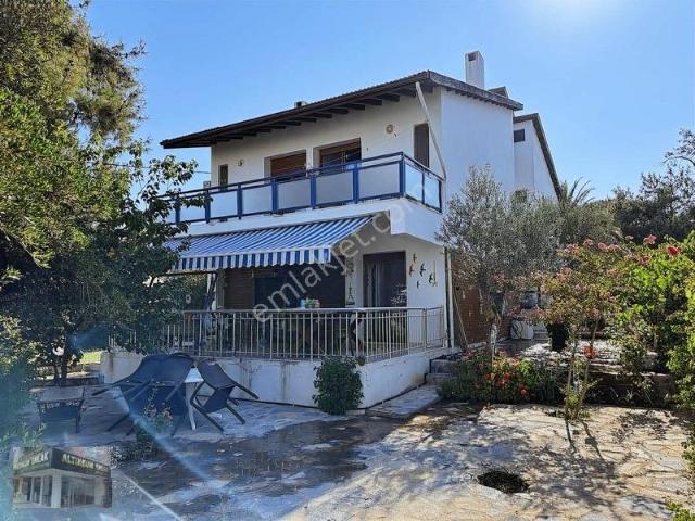 Ayvalik, Balikesir içerisinde satılık Villa