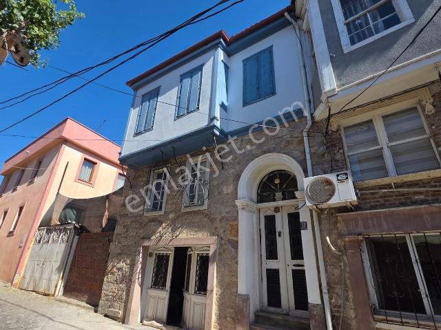 Ayvalik, Balikesir içerisinde satılık Bina