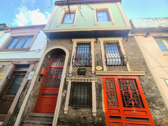 Ayvalik, Balikesir içerisinde satılık Villa
