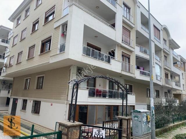 Sarımsaklı, Ayvalık içerisinde kiralık mülk