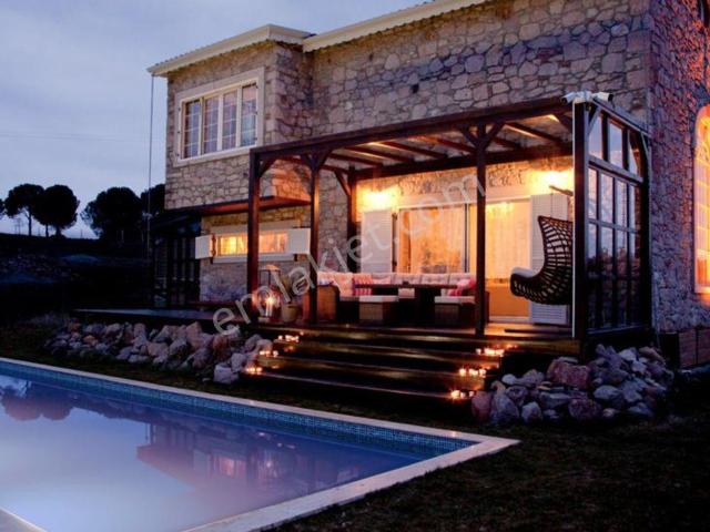 Ayvalik, Balikesir içerisinde satılık Fabrika