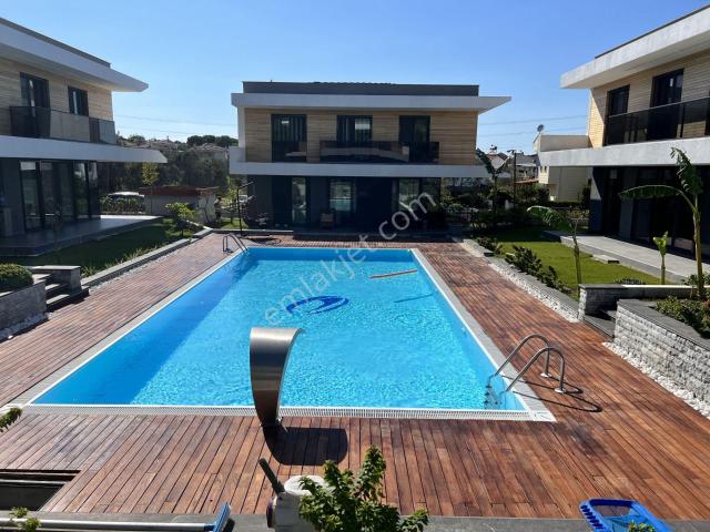 Ayvalik, Balikesir içerisinde satılık Villa