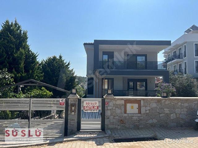 Ayvalik, Balikesir içerisinde satılık Villa