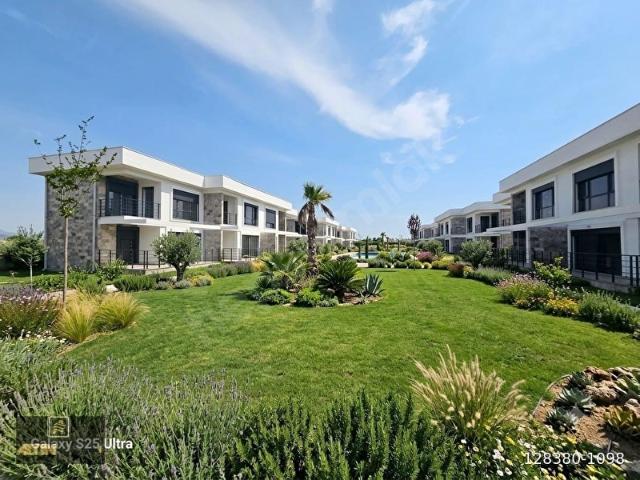 Ayvalik, Balikesir içerisinde satılık Villa