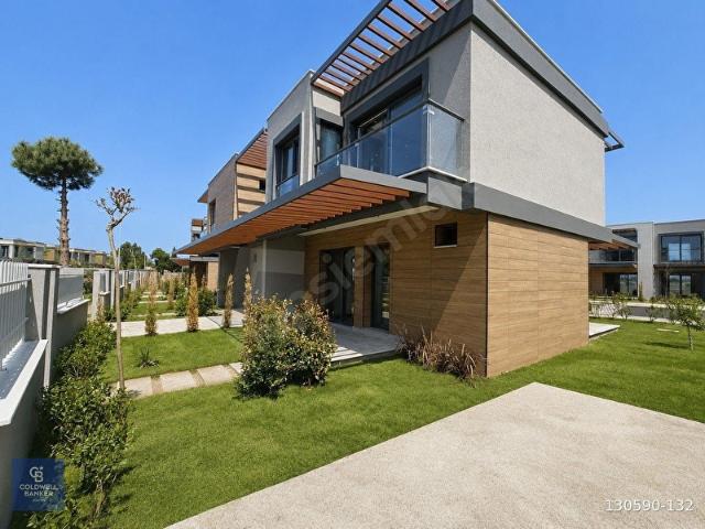 Ayvalik, Balikesir içerisinde satılık Villa