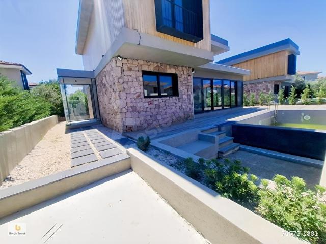 Ayvalik, Balikesir içerisinde satılık Villa
