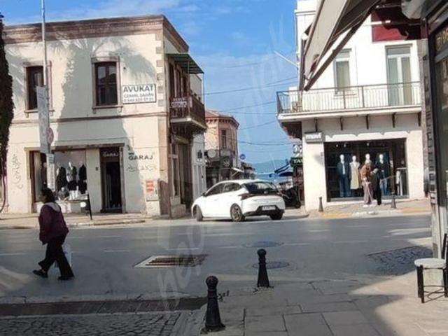 Fevzipaşa-Vehbibey Mahallesi, Ayvalık içerisinde satılık Ofis