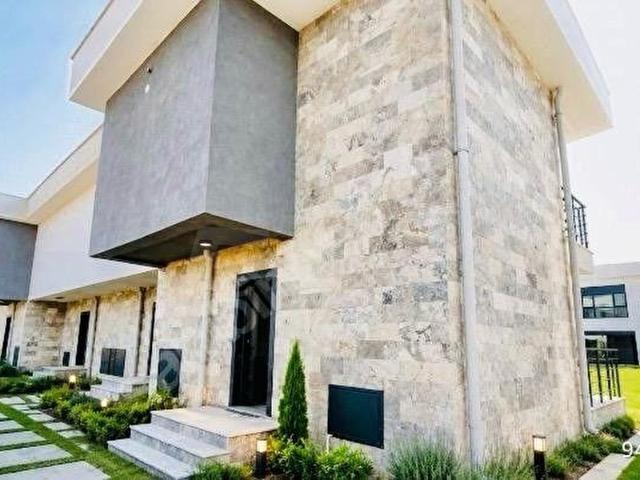 Ayvalik, Balikesir içerisinde satılık Villa