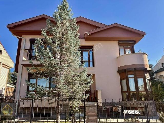 Alacaatlı Mahallesi, Çankaya içerisinde satılık Villa