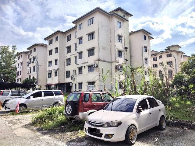 Flat for sale in Selayang, Selangor