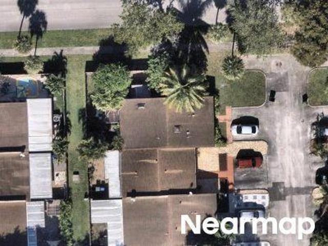 Townhouse for sale in Pembroke Pines, Florida