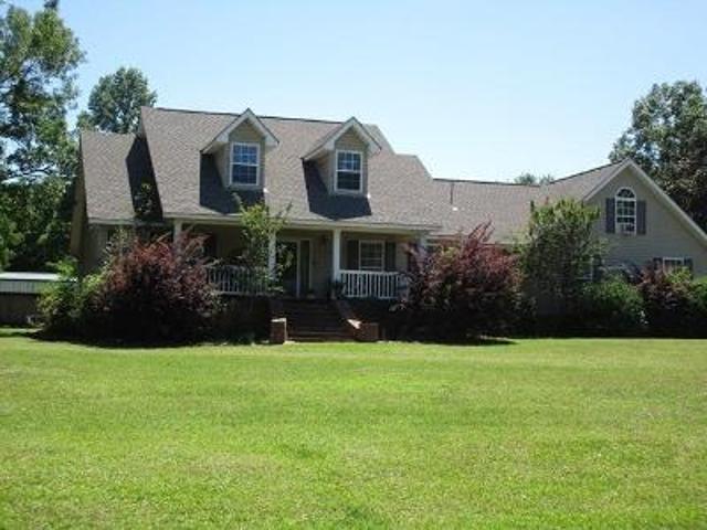 House for sale in Monroeville, Alabama