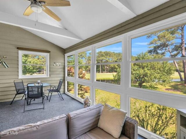 Condo for sale in Hampstead