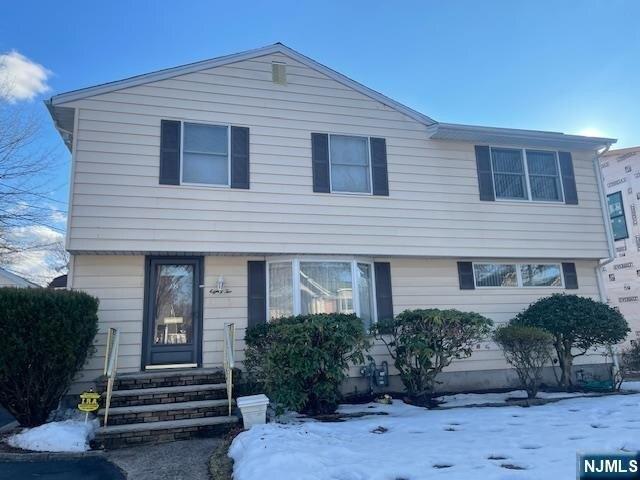 House for sale in Paramus, New Jersey