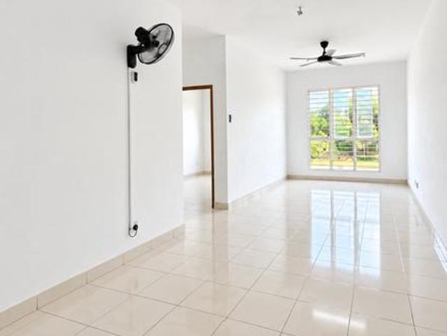 Apartment for sale in Port Klang, Selangor
