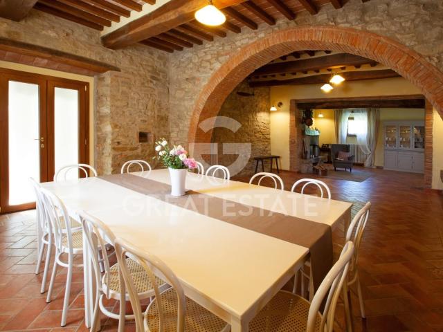 Casa in vendita a Palazzo Del Pero, Toscana