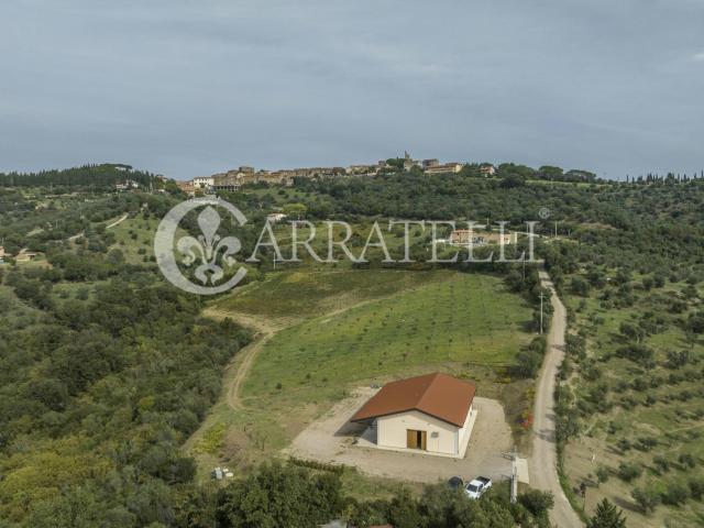Locale Commerciale in vendita a Campagnatico, Toscana