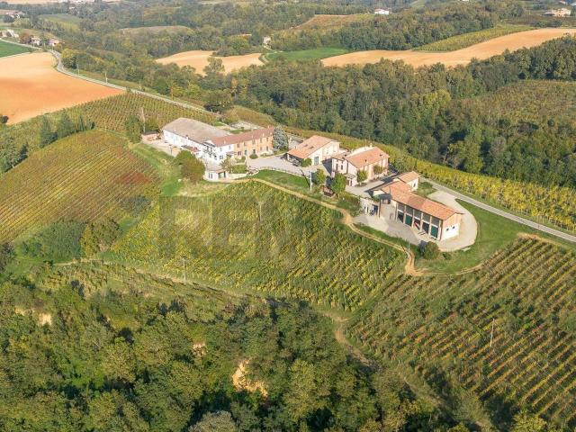 Rustico in vendita a Carpaneto Piacentino, Reggio Emilia