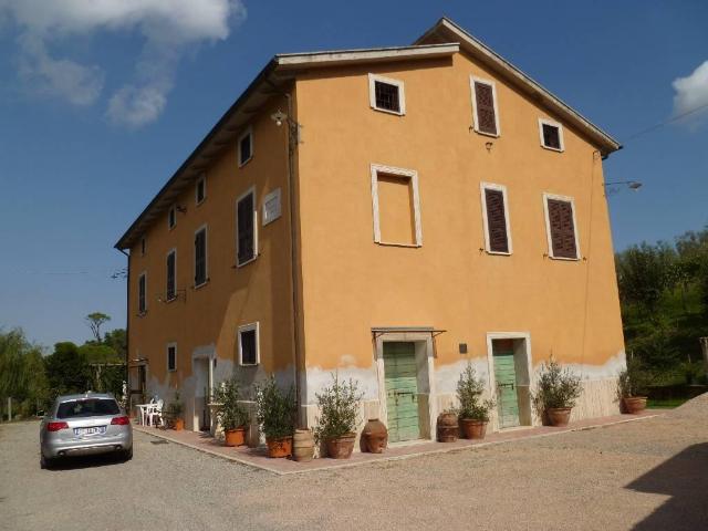 Rustico in vendita a Chiusi Città, Toscana