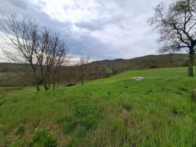 Locale Commerciale in vendita a Unione di Comuni Montani Colline del Fiora, Manciano