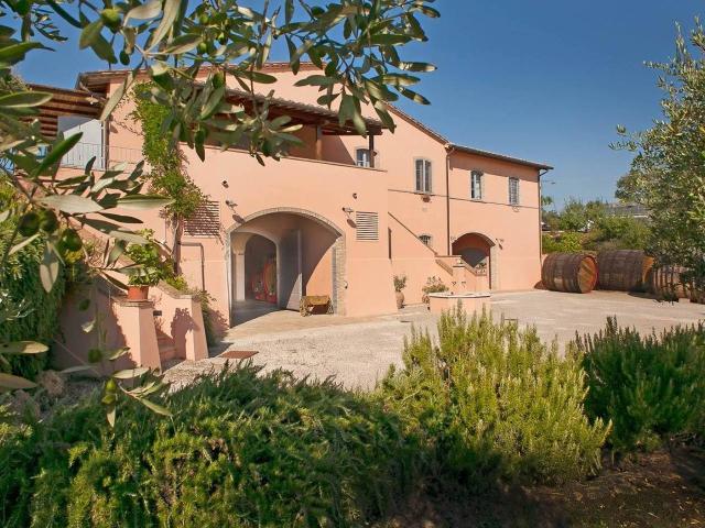Rustico in vendita a Abbadia Di Montepulciano, Toscana