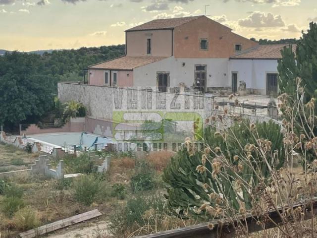 Rustico in vendita a Noto, Sicilia